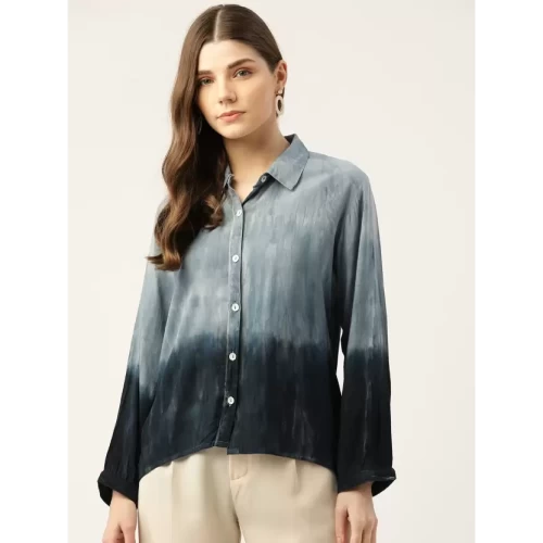 Women Regular Fit Solid Spread Collar Casual Shirt